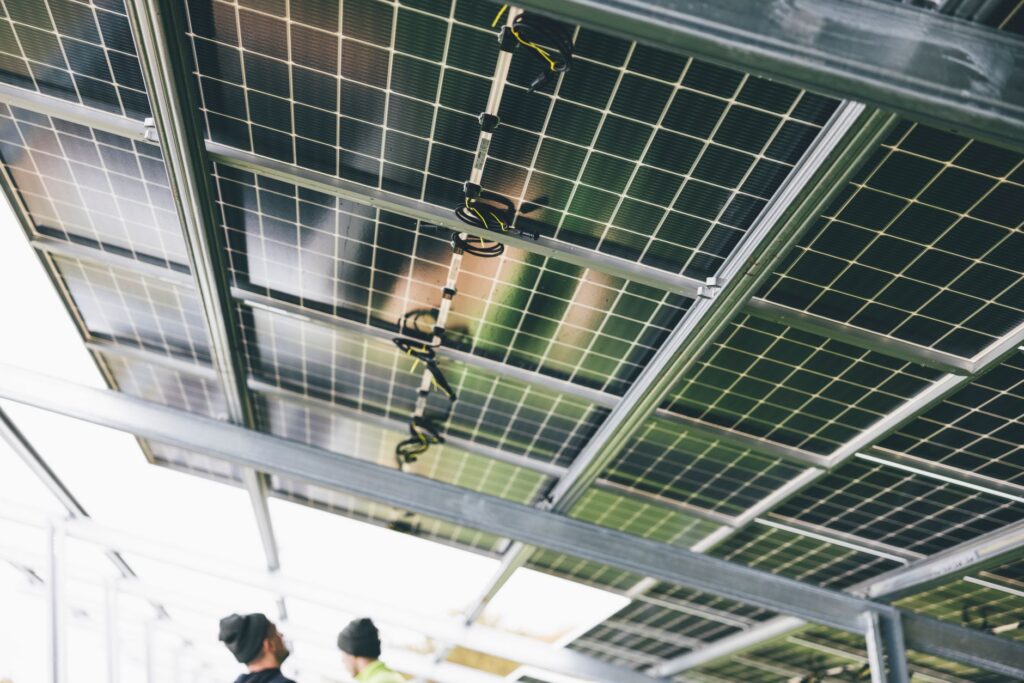 Pergola solaire prix, autonomie et — pergola solaire avec panneaux photovoltaïques