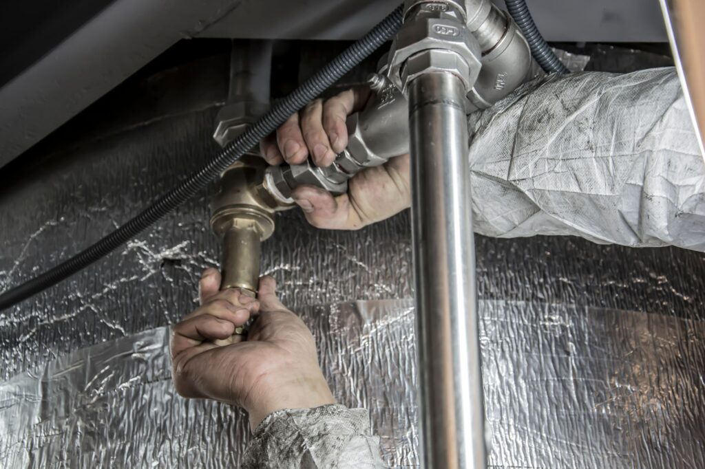 Qui pose une VMC, plombier — installation système de ventilation plombier électricien